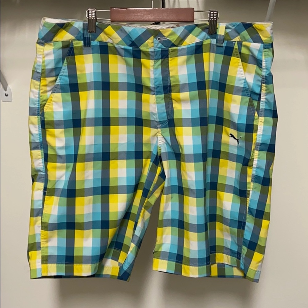 MENS PUMA golfing shorts